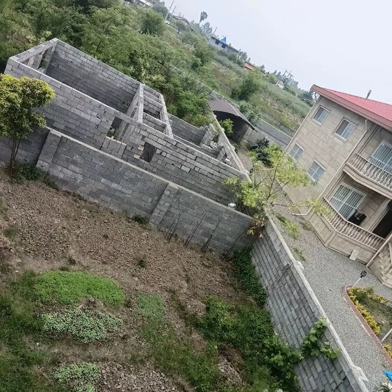 خانه نیمه کاره ویلایی۸۰متربنا۱۸۰مترزمین